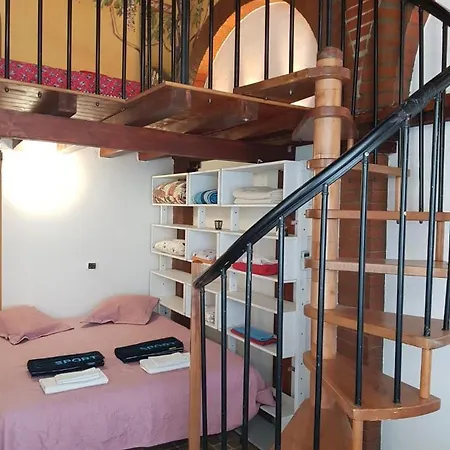 Flat Nirmala Studio-shop Apartment